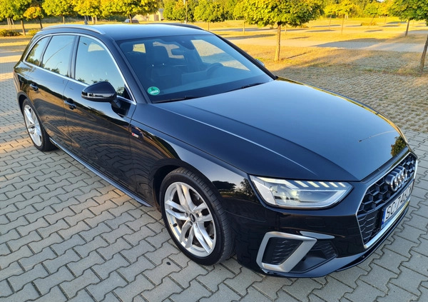 Audi A4 cena 97900 przebieg: 163000, rok produkcji 2020 z Sanok małe 497